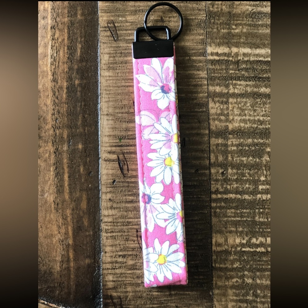Wristlet keychains - Picture 3 of 15